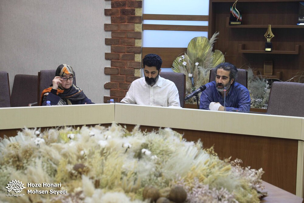 نگاه بیهقی بر اساس خاطرهگویی است، نه تاریخنگاری