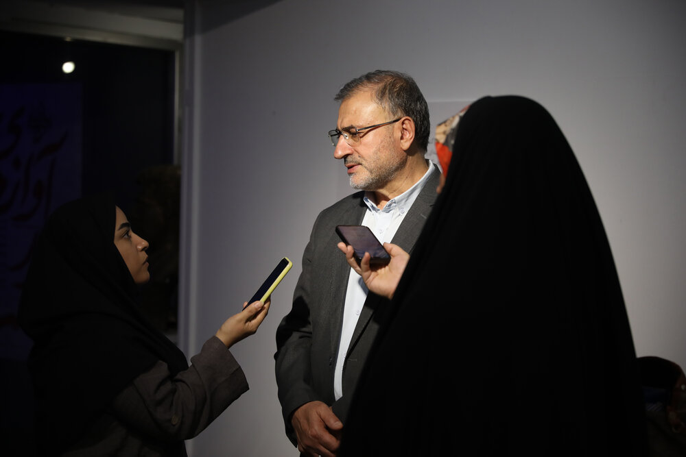 «آوازهای دوردست» به مثابه درس است/ بیان مظلومیت ایران جز با هنر ممکن نیست