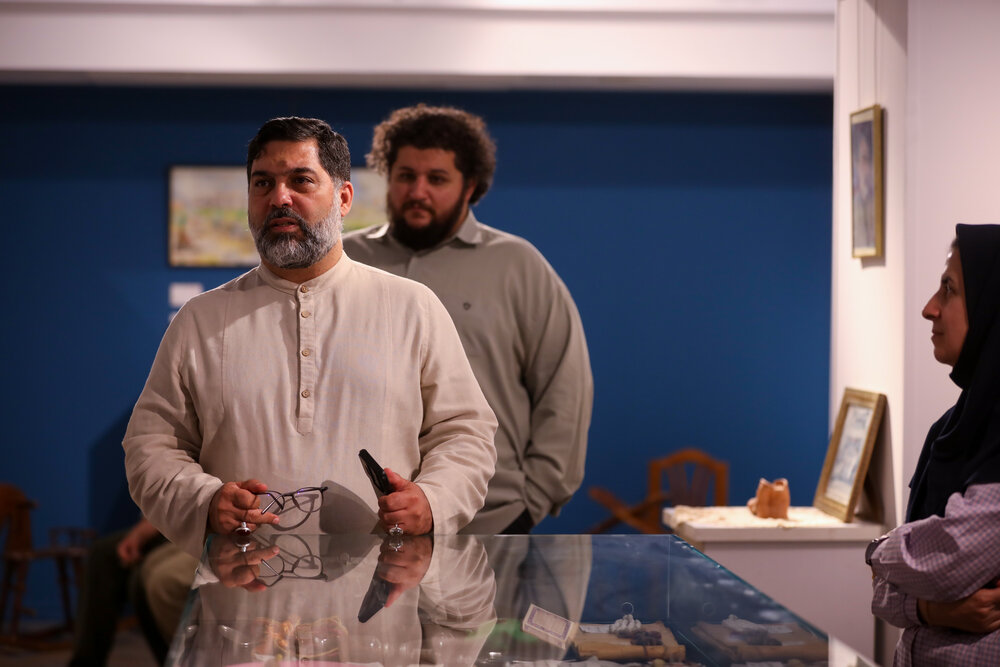 «آوازهای دوردست» به مثابه درس است/ بیان مظلومیت ایران جز با هنر ممکن نیست