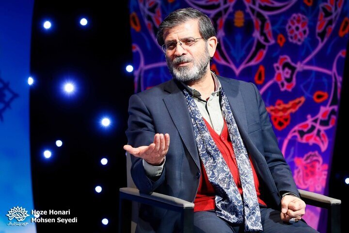 یکی از فاجعه‌بارترین لطمات به یک ملت، لطمه به زبان است/ باید تلاش کنیم که نسل امروز را با زبان فارسی آشتی بدیم