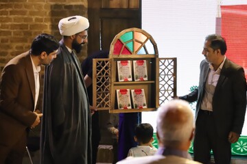 کتاب «شاه است حسین(ع)» در زاهدان رونمایی شد