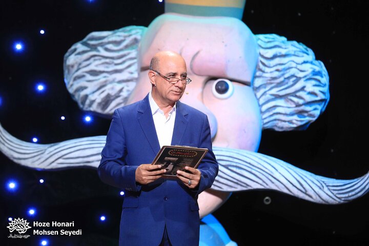 در حلقه رندان