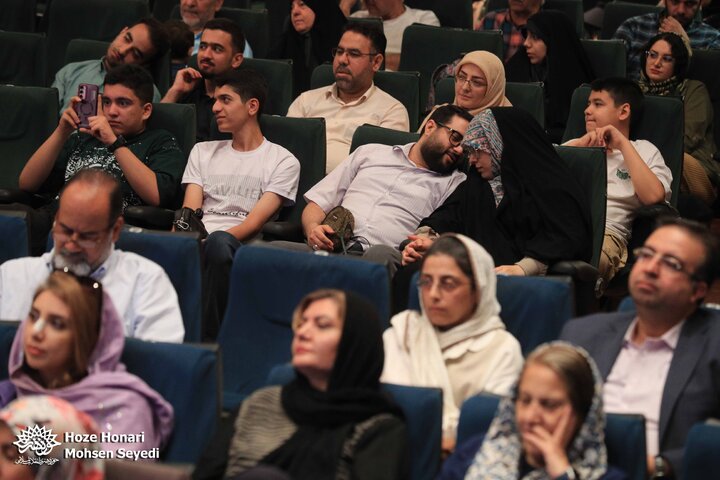 در حلقه رندان