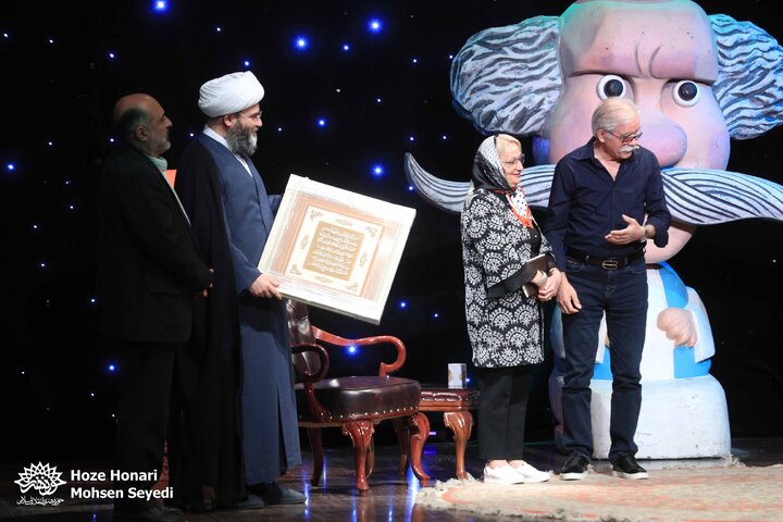 در حلقه رندان