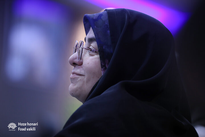 دوشنبه ها به وقت کتاب