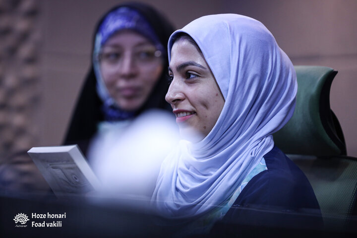 دوشنبه ها به وقت کتاب