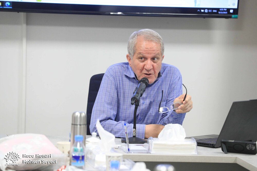  از ظرایف زبانی تا طنز نهفته در غزل‌های مولوی