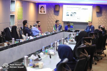 نشست «دشواره‌های همزیستی مستند و داستان» برگزار شد