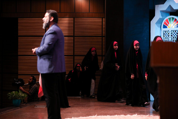 ۳۷۲ اُمین شب‌خاطره