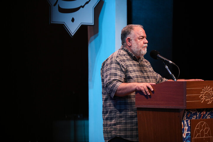 ۳۷۲ اُمین شب‌خاطره