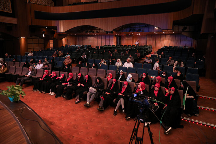 ۳۷۲ اُمین شب‌خاطره