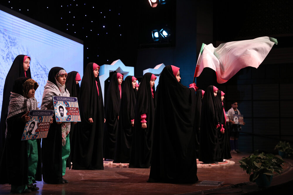 آزادگان در اسارت حیثیت جمهوری اسلامی را حفظ کردند