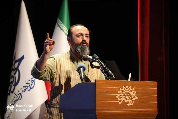 محفل شعر و ادب ماه لبنانی