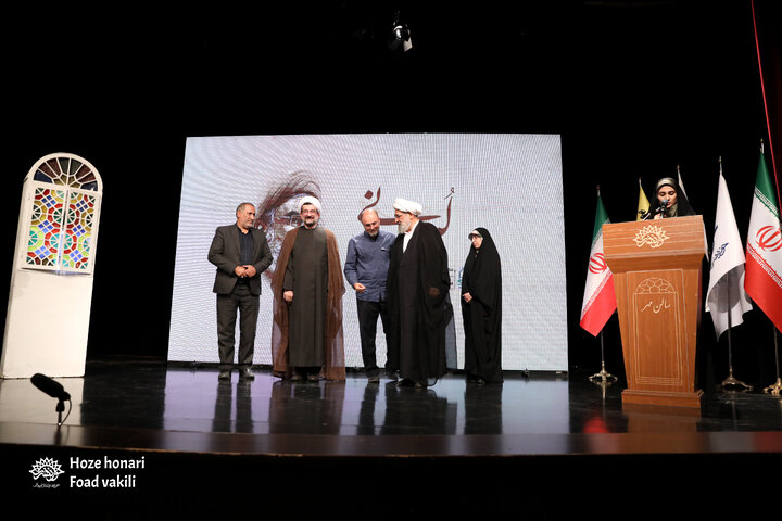 محفل شعر و ادب ماه لبنانی