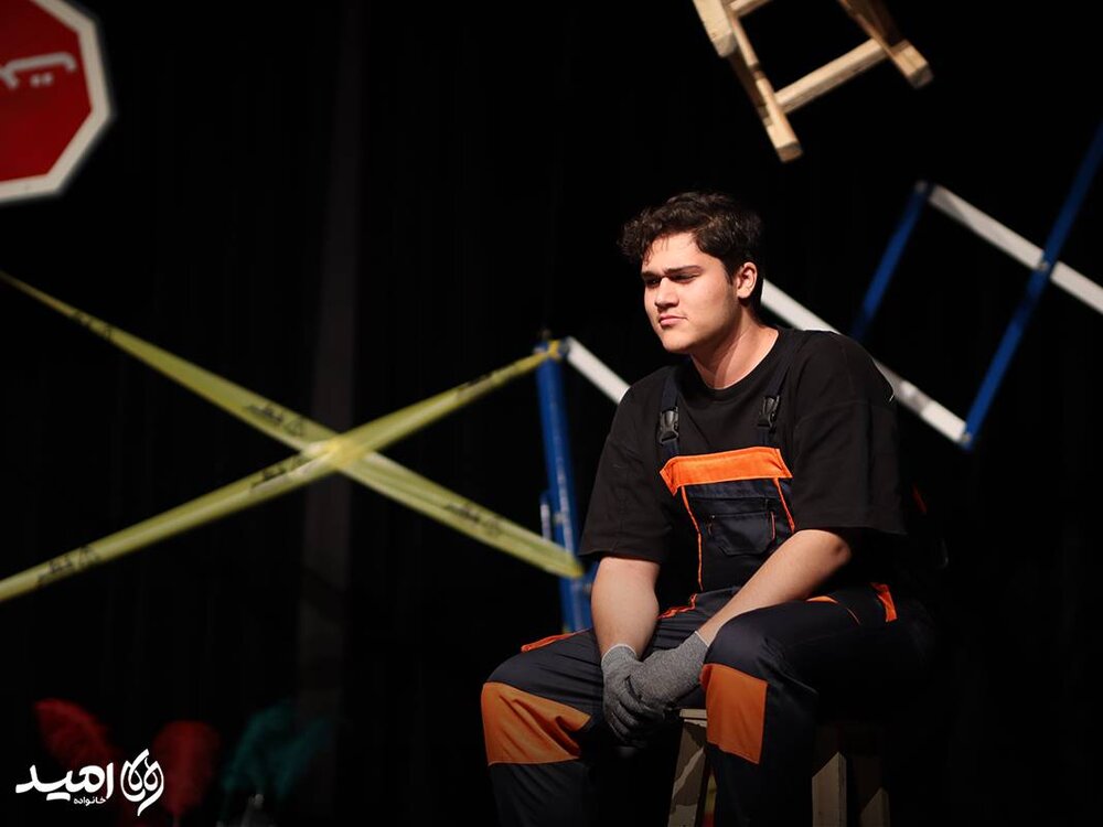 اجرای «بودن در زمان و مکان مناسب» در تماشاخانه مهر