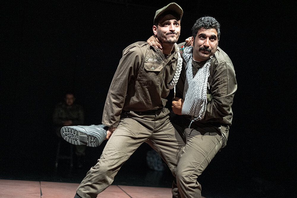 «دشمن خدا»؛ تئاتری برای واکاوی حقیقت و مسئولیت