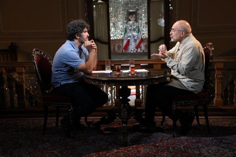 گفت‌وگو در خط مقدم جنگ روایت‌ها