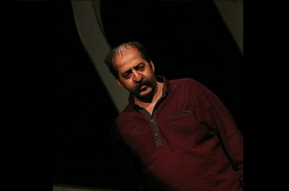 «ریگ‌چاه»؛ نمونه موفق تئاتری با هزینه کم و تاثیرگذاری بالا