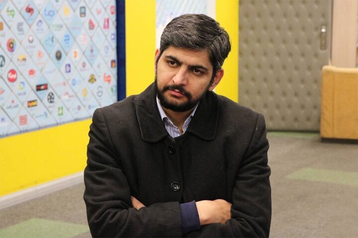 مراقب کودکی کودکان‌مان باشیم