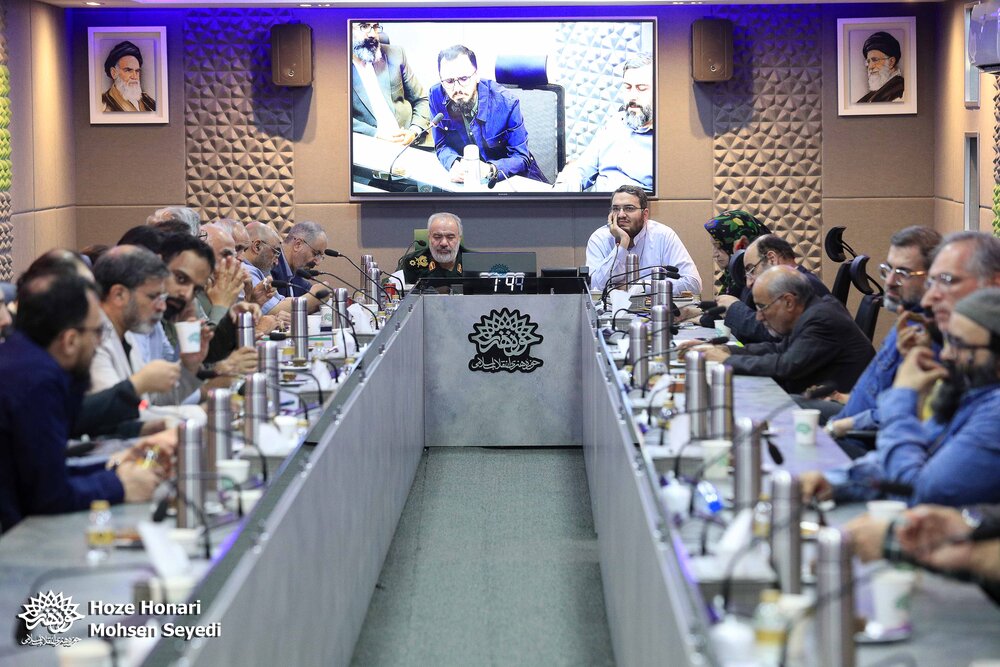 بازدید علی فدوی، جانشین فرمانده کل سپاه، از حوزه هنری