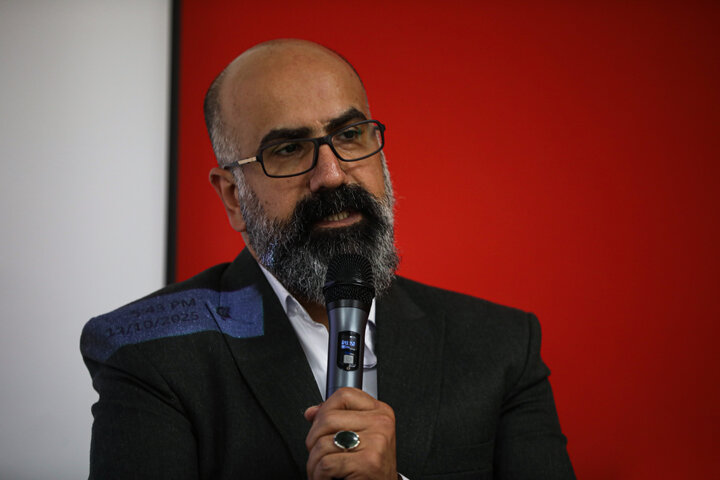 نمایشگاه عکاس فلسطینی محمود ابوحمداء