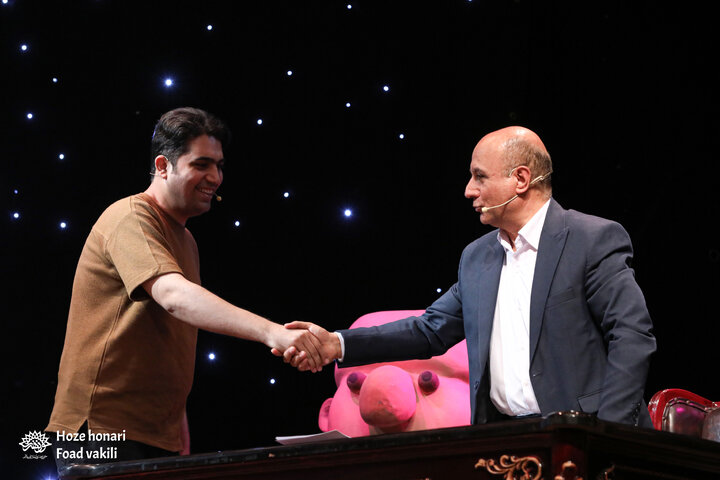 در حلقه رندان