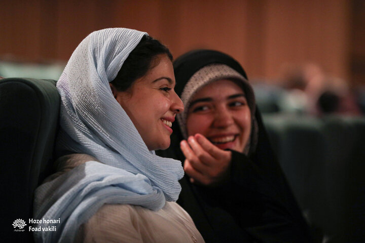 در حلقه رندان