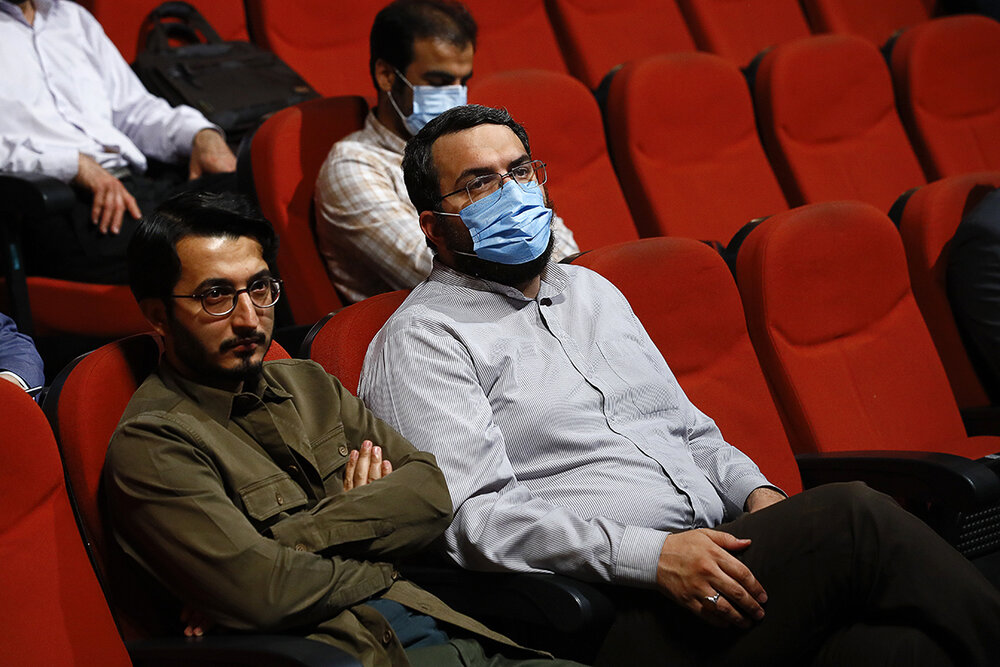 مرکز معماری اسلامی، توجه خود را بر کیفیت‌های معماری معطوف کرده‌ است