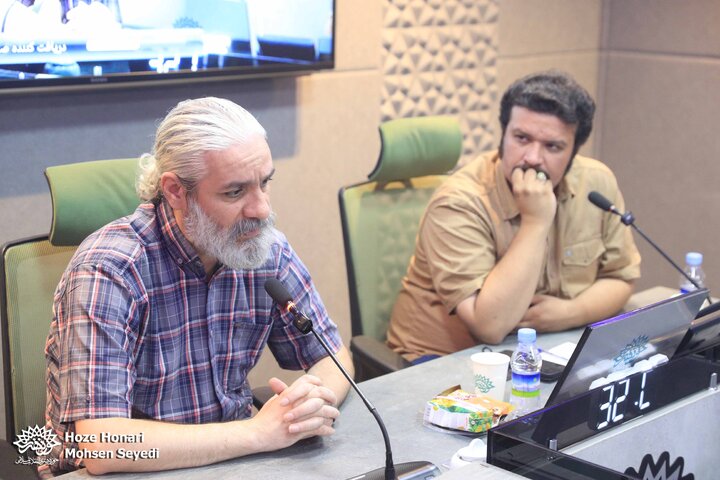 نشست نقد و بررسی رمان «آنجا»