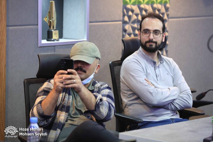 نشست نقد و بررسی رمان «آنجا»