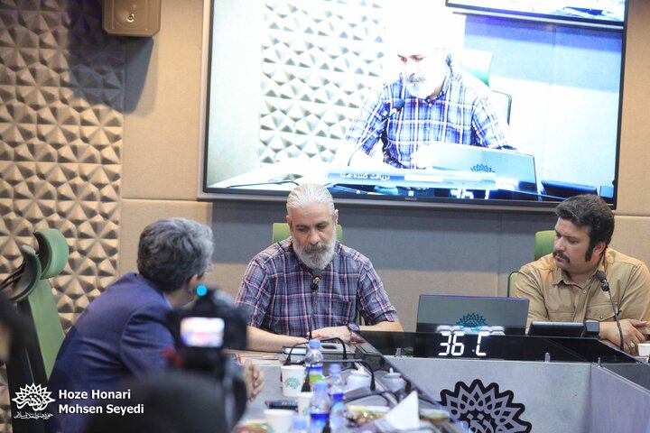 نشست نقد و بررسی رمان «آنجا»