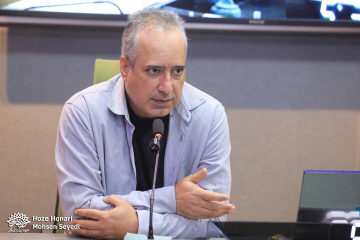 نشست نقد و بررسی رمان «آنجا»