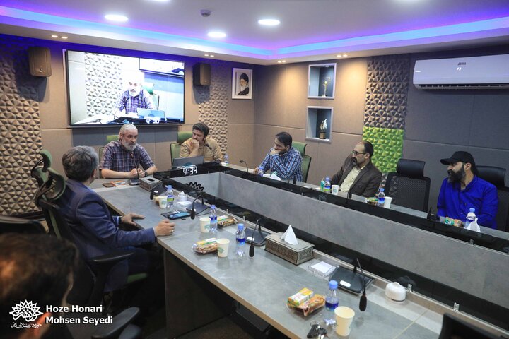 نشست نقد و بررسی رمان «آنجا»