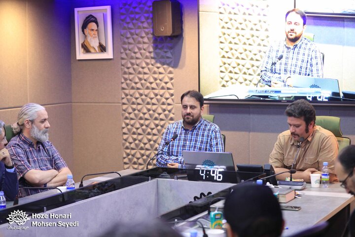 نشست نقد و بررسی رمان «آنجا»