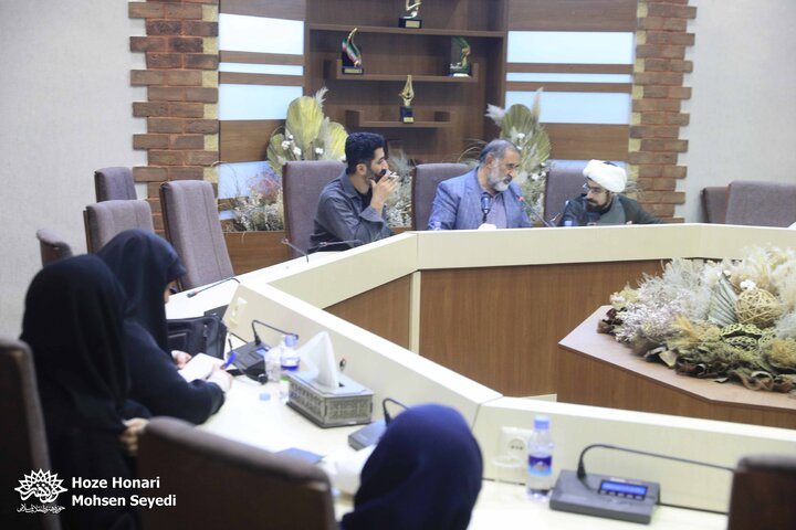 حکمت و حکایت