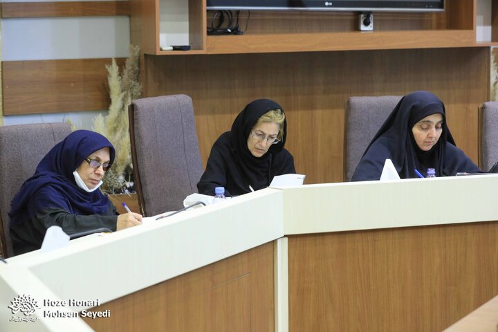 حکمت و حکایت