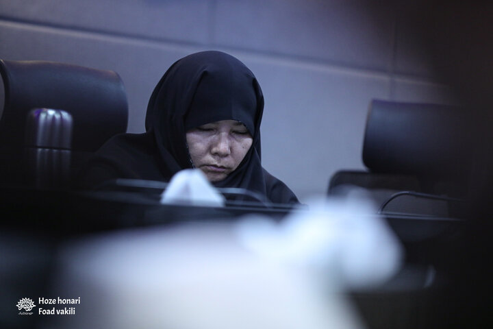 جلسه نقد کتاب «آن سوی دیوار»