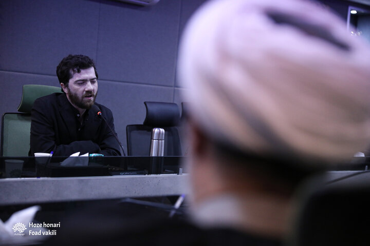 جلسه نقد کتاب «آن سوی دیوار»