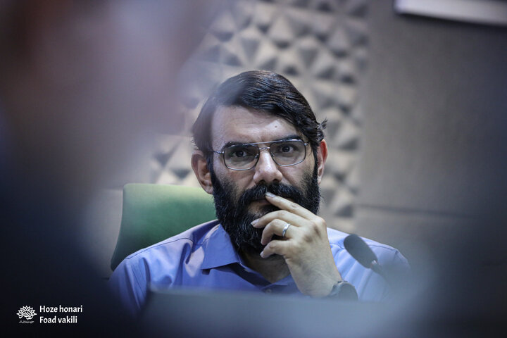 جلسه نقد کتاب «آن سوی دیوار»