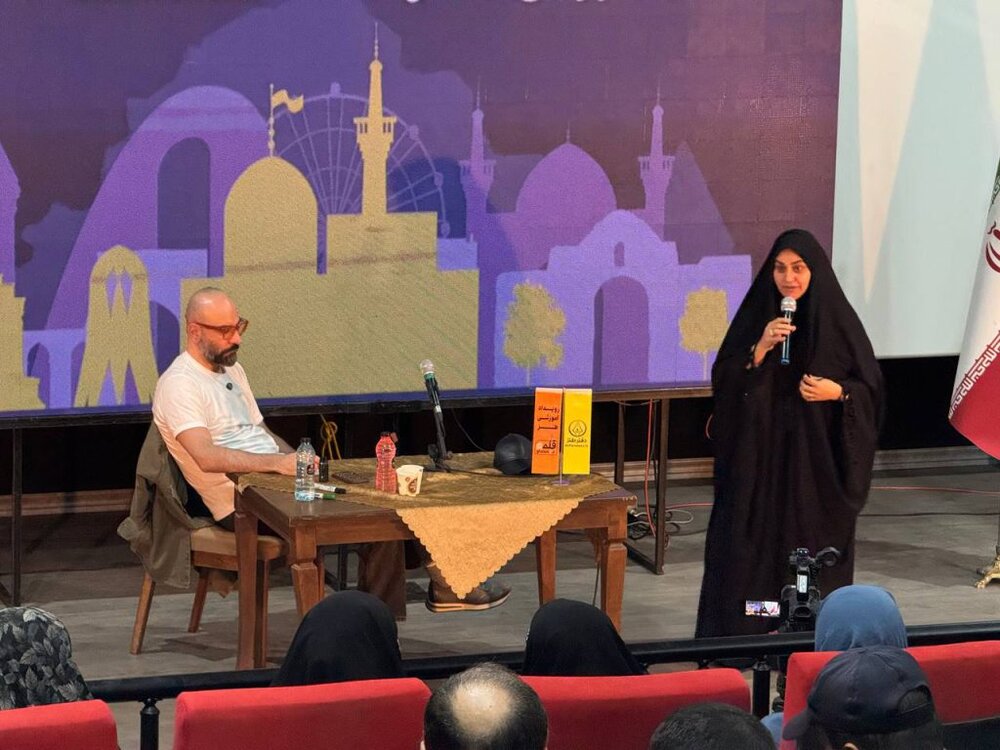 رویداد ملی آموزشی طنز «قلمه» در مهرماه