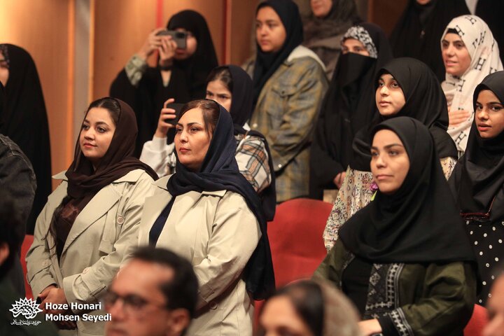 عصر شعر یادبود علامه اقبال لاهوری