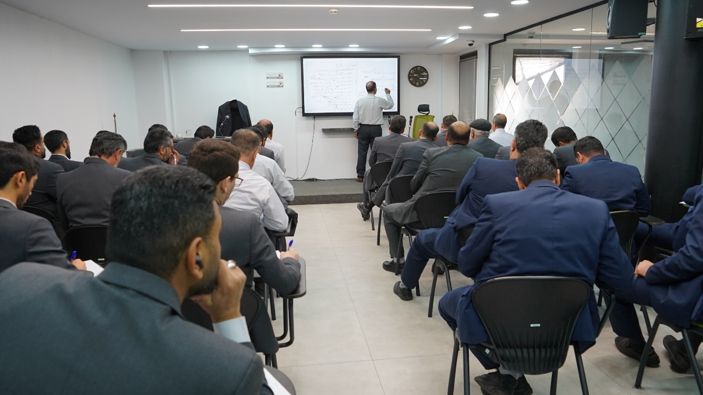 برگزاری کارگاه آموزشی تکریم ارباب رجوع و کنترل تردد