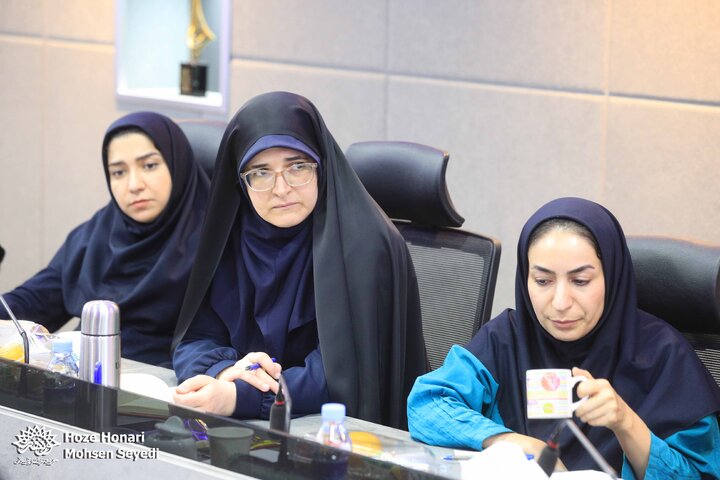 نشست پژوهشی