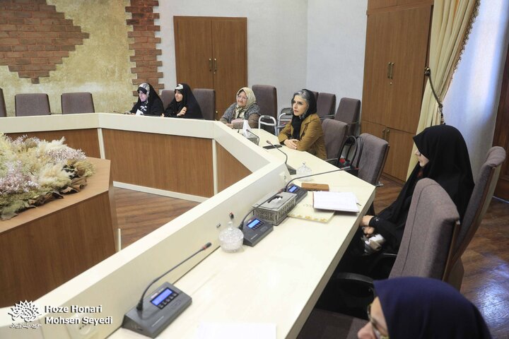 حلقه ادبی طوبی