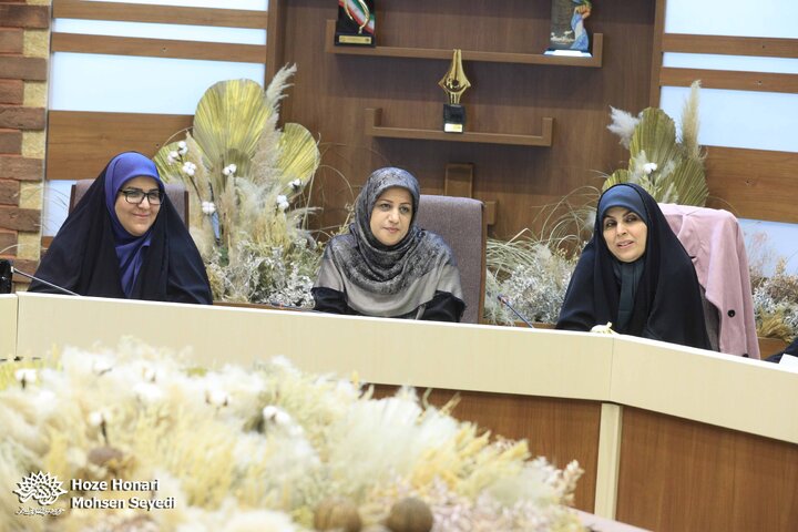 حلقه ادبی طوبی