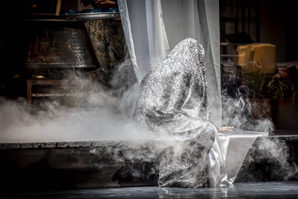 «قهرمان» با مضمون سه کتاب تقریظ شده توسط رهبر انقلاب، اجرا شد