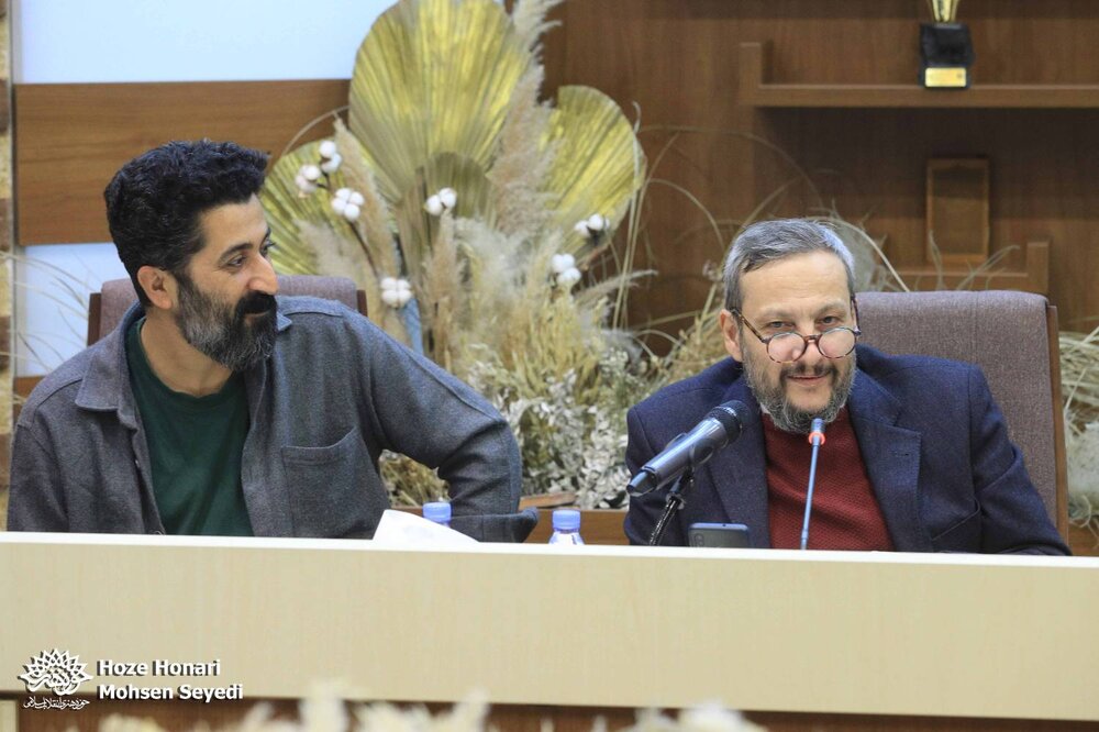 زبان فارسی وام‌دار قرآن است، نه صرفاً عربی