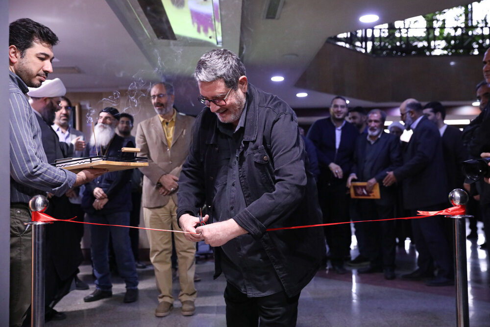 📷 نقل «نور آمد»