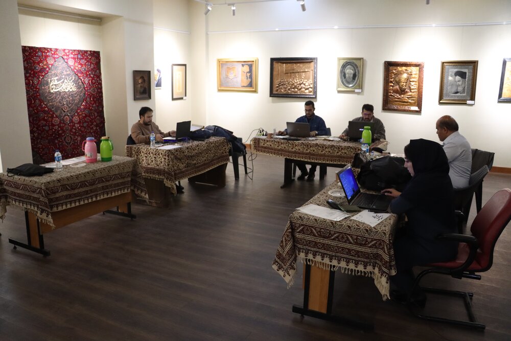 کارگاه «بر آستان آفتاب» در خمین برگزار شد