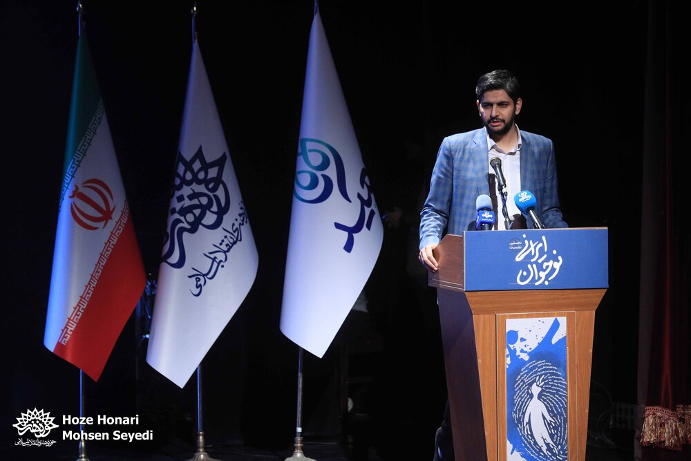 نوجوانی یک دوره فوقالعاده برای سرمایهگذاری تربیتی و روانی است